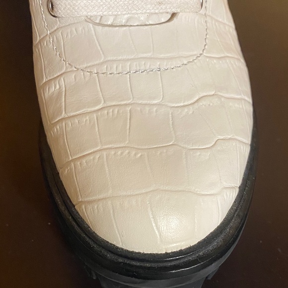 Vince Camuto Women’s Lace-Up/Zip 4”Heeled Ankle Boots Size 7.5  Leather - Picture 9 of 13